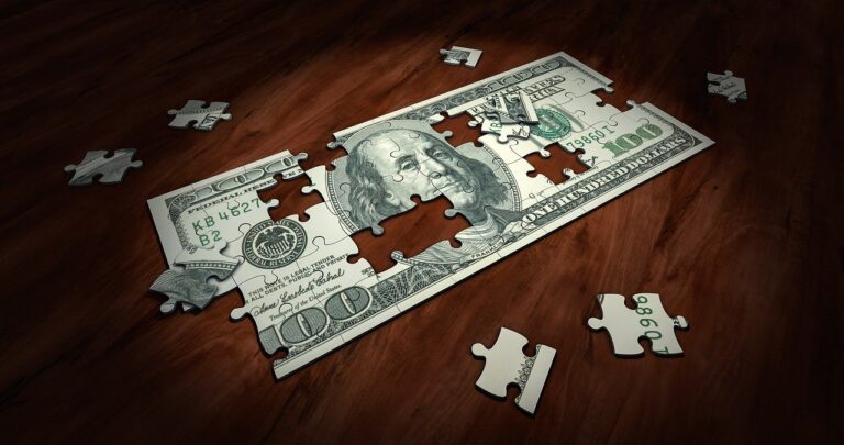 Puzzle Money Business Finance  - qimono / Pixabay